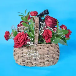 Romantic Rose Basket 0023